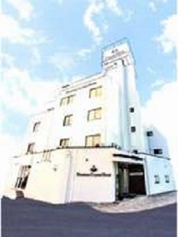 Hirakata Crystal Hotel Eksteriør billede